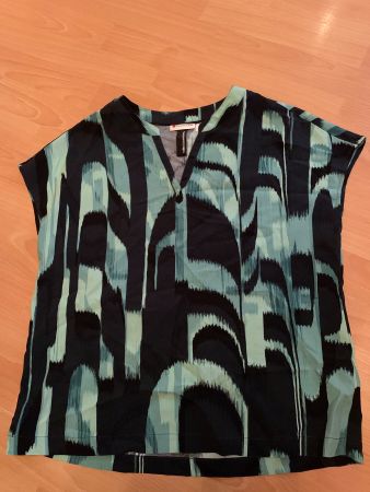 Joli t-shirt Street One taille XL ou 44