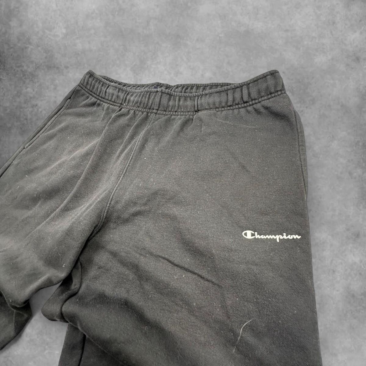 Champion Pantalons: Champion sweatpants – D'occasion à Erlinsbach SO par TogaResell 1