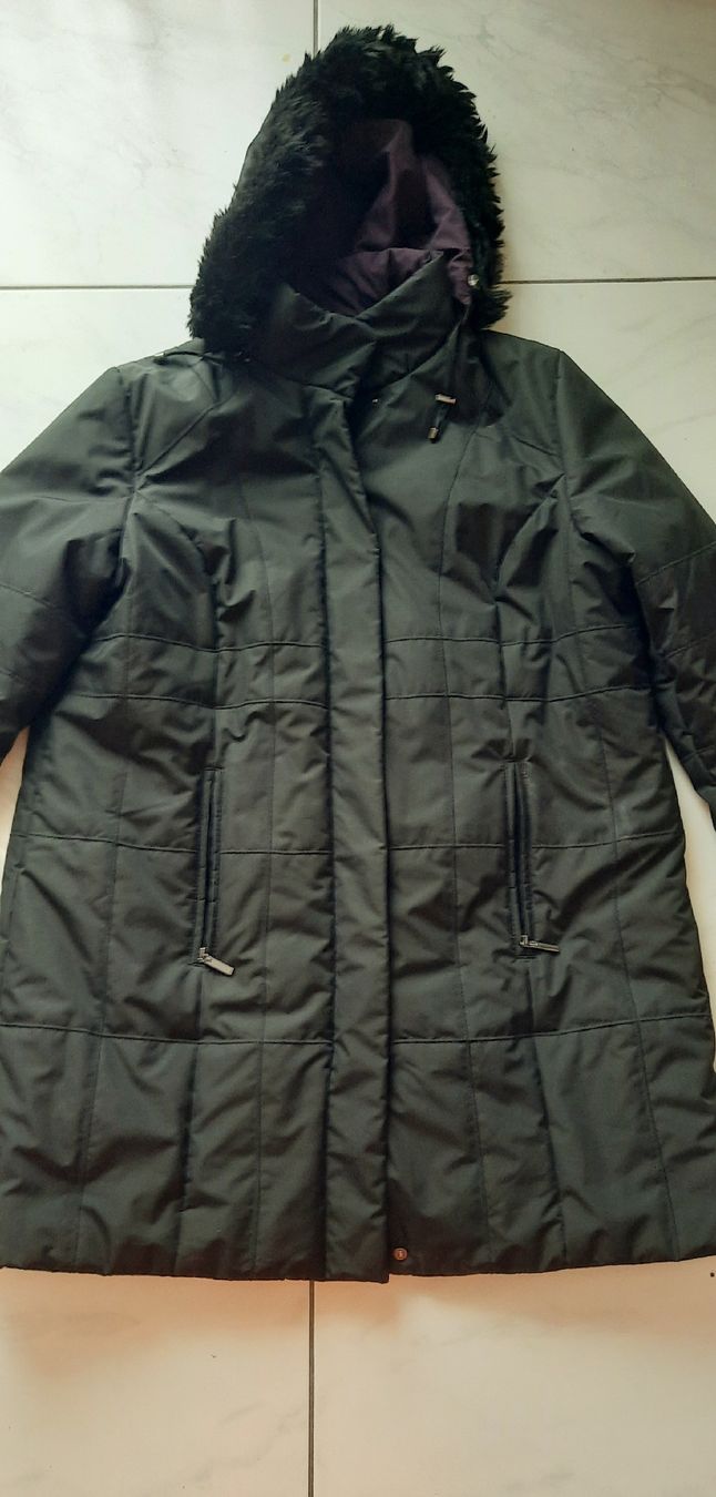 C&A Cappotti: Winterjacke lang Grösse 48 – Nuovo (secondo la descrizione) da Rotkreuz venduto da schweizerin72 1