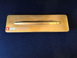 Caran d'Ache 849 Goldbar Etui seul.