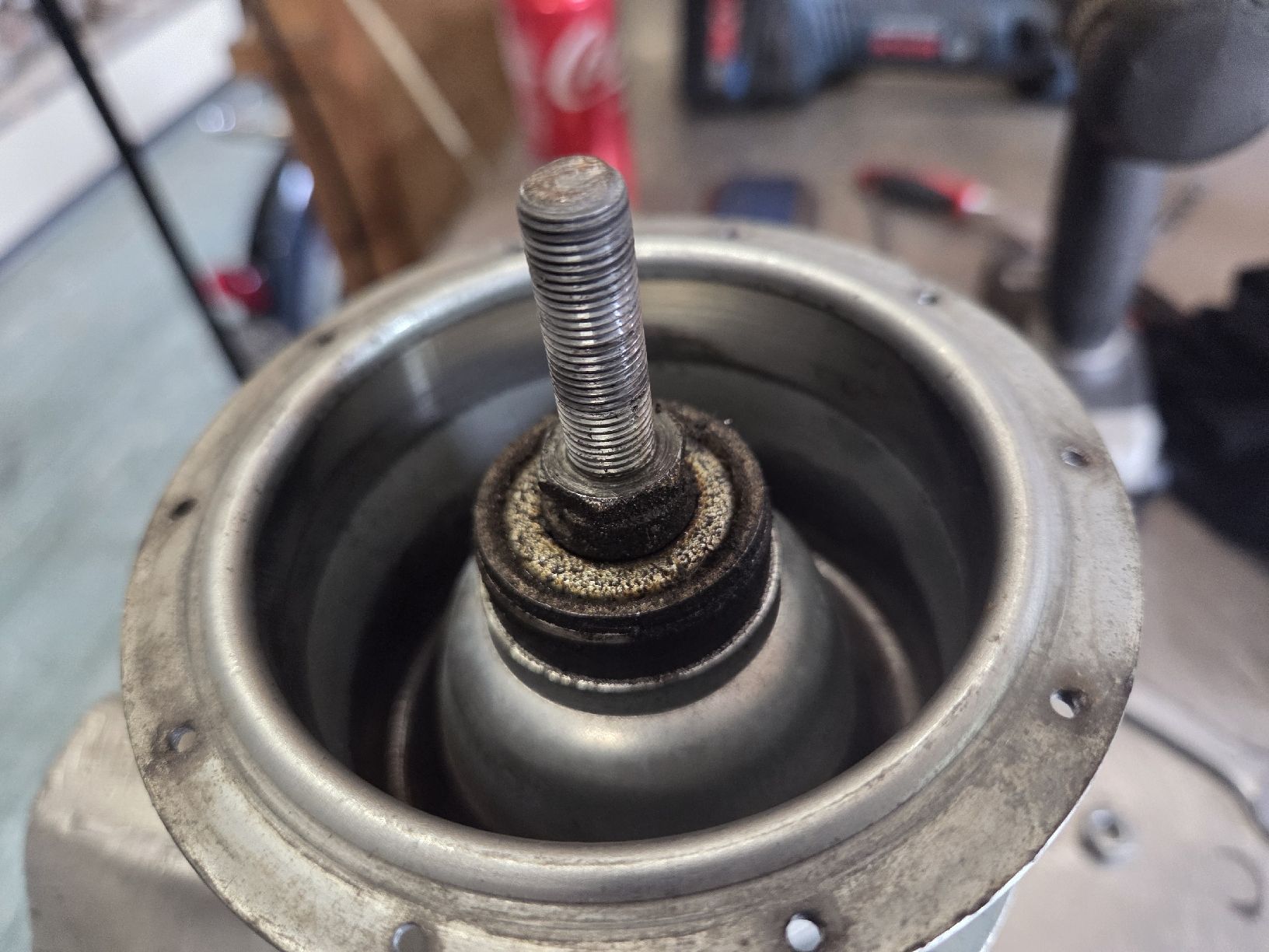 Sachs Parti ricambio per ciclomotori: Antike Mofa Radnabe zu Vorderrad – Usato da Eichberg venduto da Schmid-Motos 6