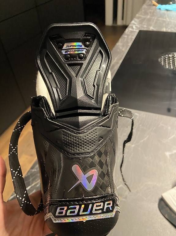 Pattini da ghiaccio: Bauer Supreme TI Shadow Eishockeyschlittschuhe – Usato da Zürich venduto da aaaalex_13 3