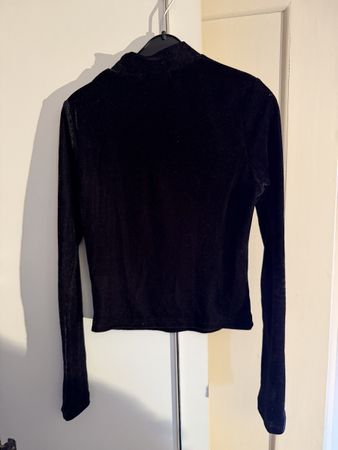 Schwarzes Samt-Rollkragen-Top grösse S von Zara, super Zusta