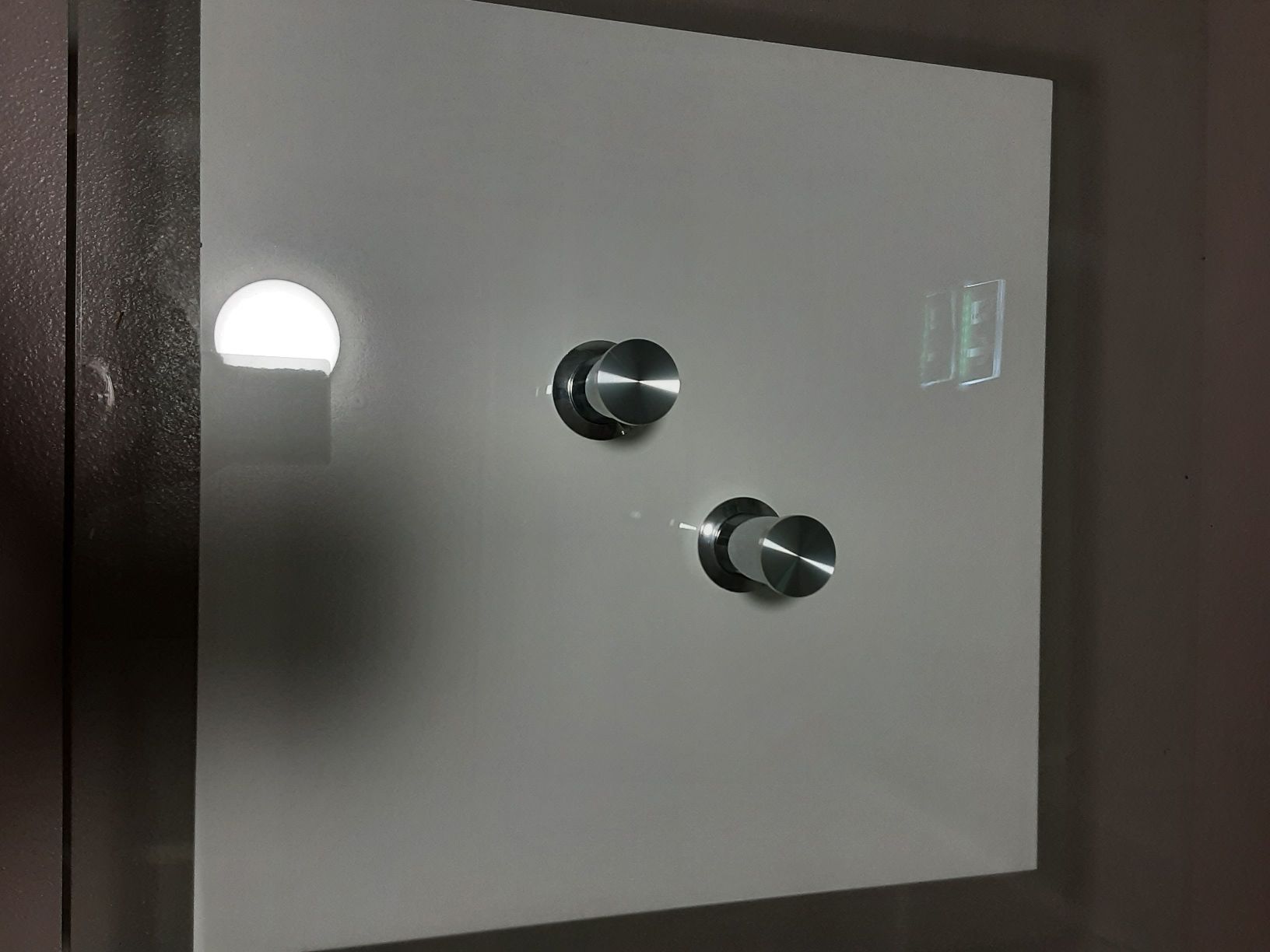 Tavoli: Glas Couchtisch, weiss – Usato da Altdorf UR venduto da Brandli 5