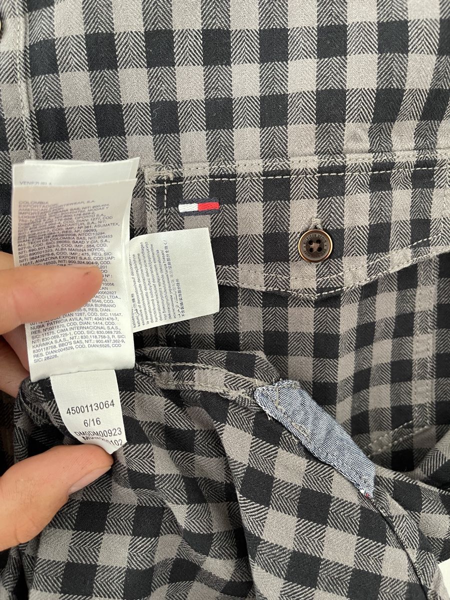 Tommy Hilfiger Hemden: Tommy Hilfiger Denim Hemd Grösse S! – Neu (gemäss Beschreibung) aus Wetzikon ZH von Jan_wojt 4