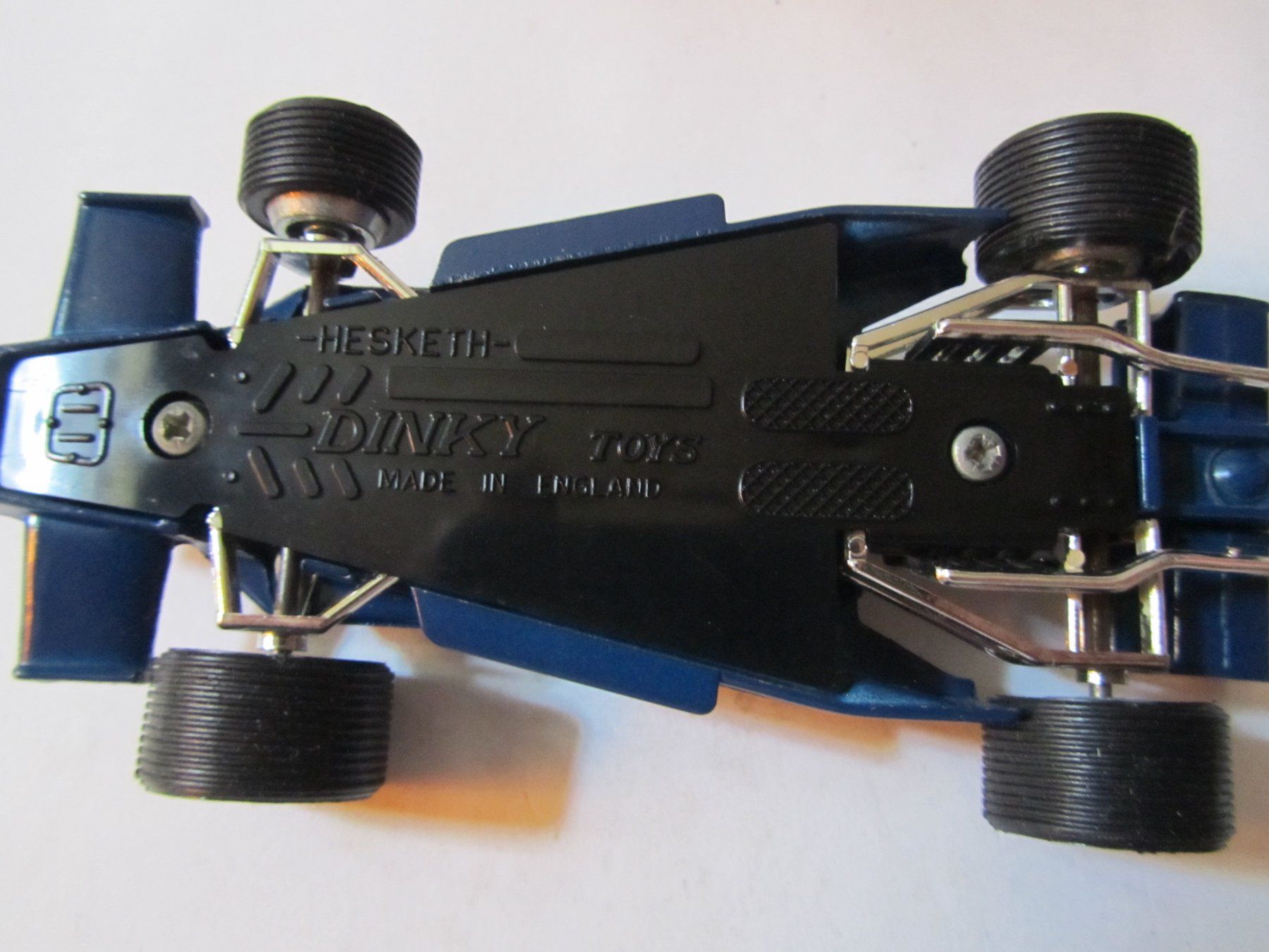 Dinky Toys Modellini d'auto: Hesketh 308 E Racing Car, Dinky Toys – Usato da Weiningen ZH venduto da dietsch57 5