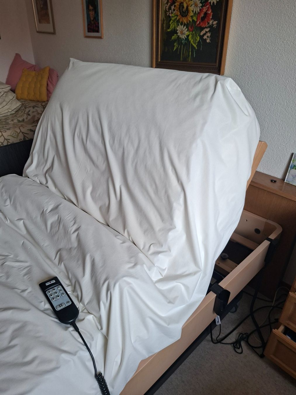 Betten: Elektrisch verstellbares Bett – Gebraucht aus Etzwilen von 3ei_5rty 5