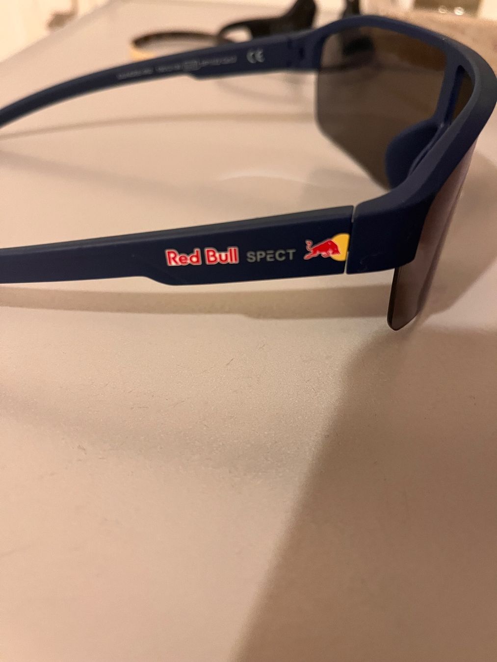 Red Bull Lunettes & Verres: Red Bull Sportbrille Dundee – D'occasion à Basel par picturesque 4