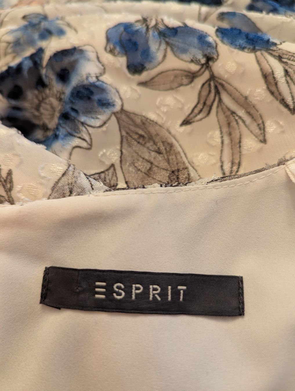 Esprit Robes: sublime robe esprit 38 – Neuf (Voir description) à Montreux par dem_gyt9 4
