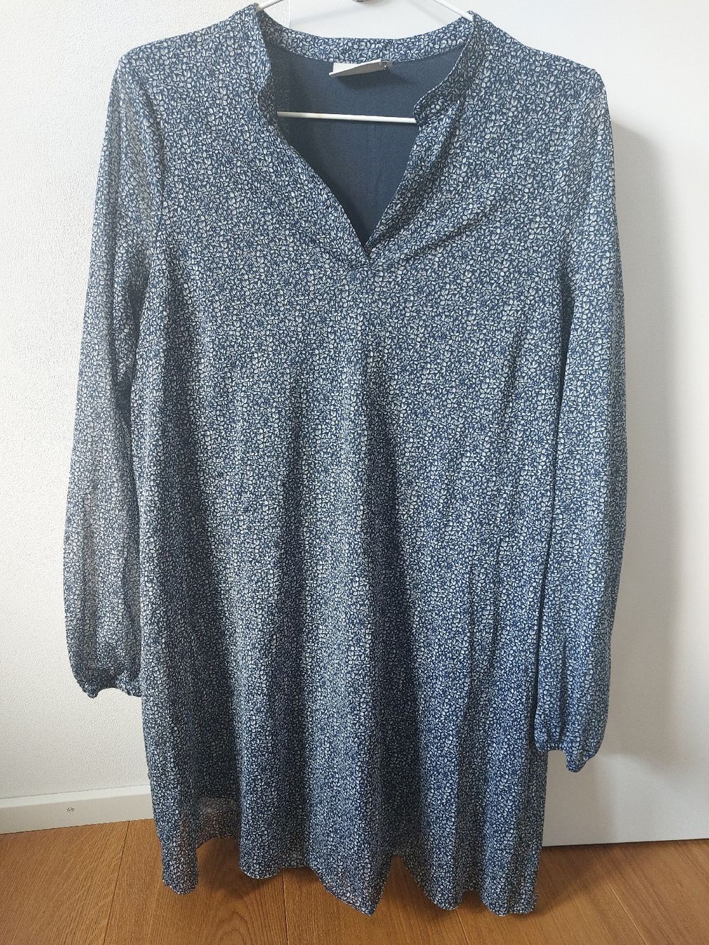 Vestiti: Kleid KAFFE blau gemustert Grösse M – Usato da Fraubrunnen venduto da magdalena27