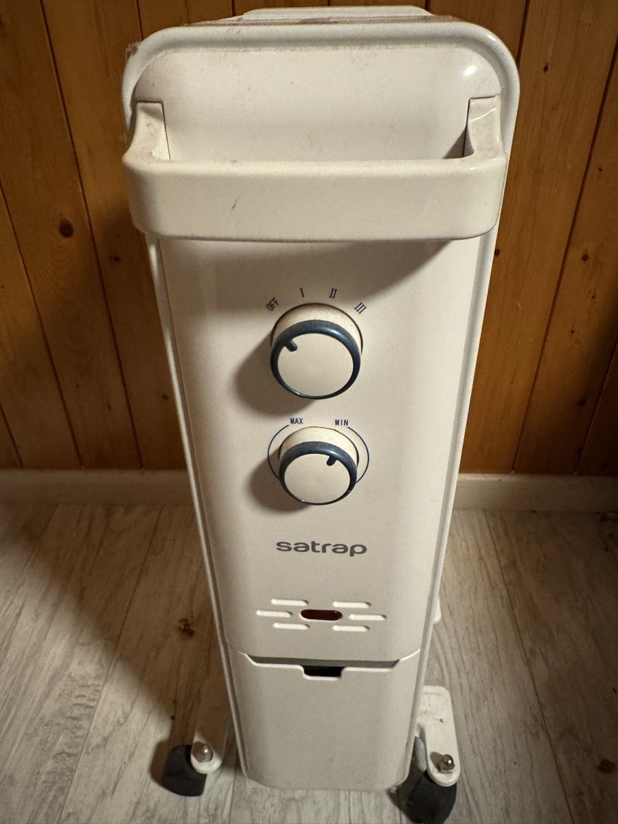Radiatori: Satrap Radiator, Heizkörper , Top Zustand! – Nuovo (secondo la descrizione) da Beinwil am See venduto da spontivonti 3