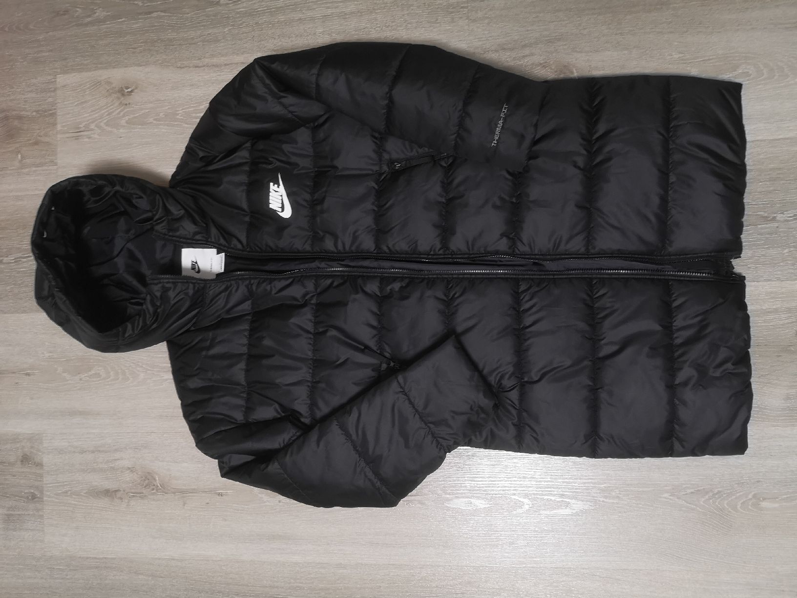 Nile Cappotti: Nike Mantel gr s – Usato da Schupfart venduto da mar_6zy7