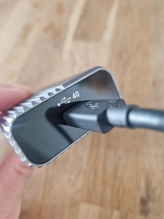 Unità & Adattatore: USB4 / Thunderbolt 3/4 10 Gigabit Ethernet Adapter  – Nuovo e nell'imballaggio originale da Nürensdorf venduto da eli_7h8h 1