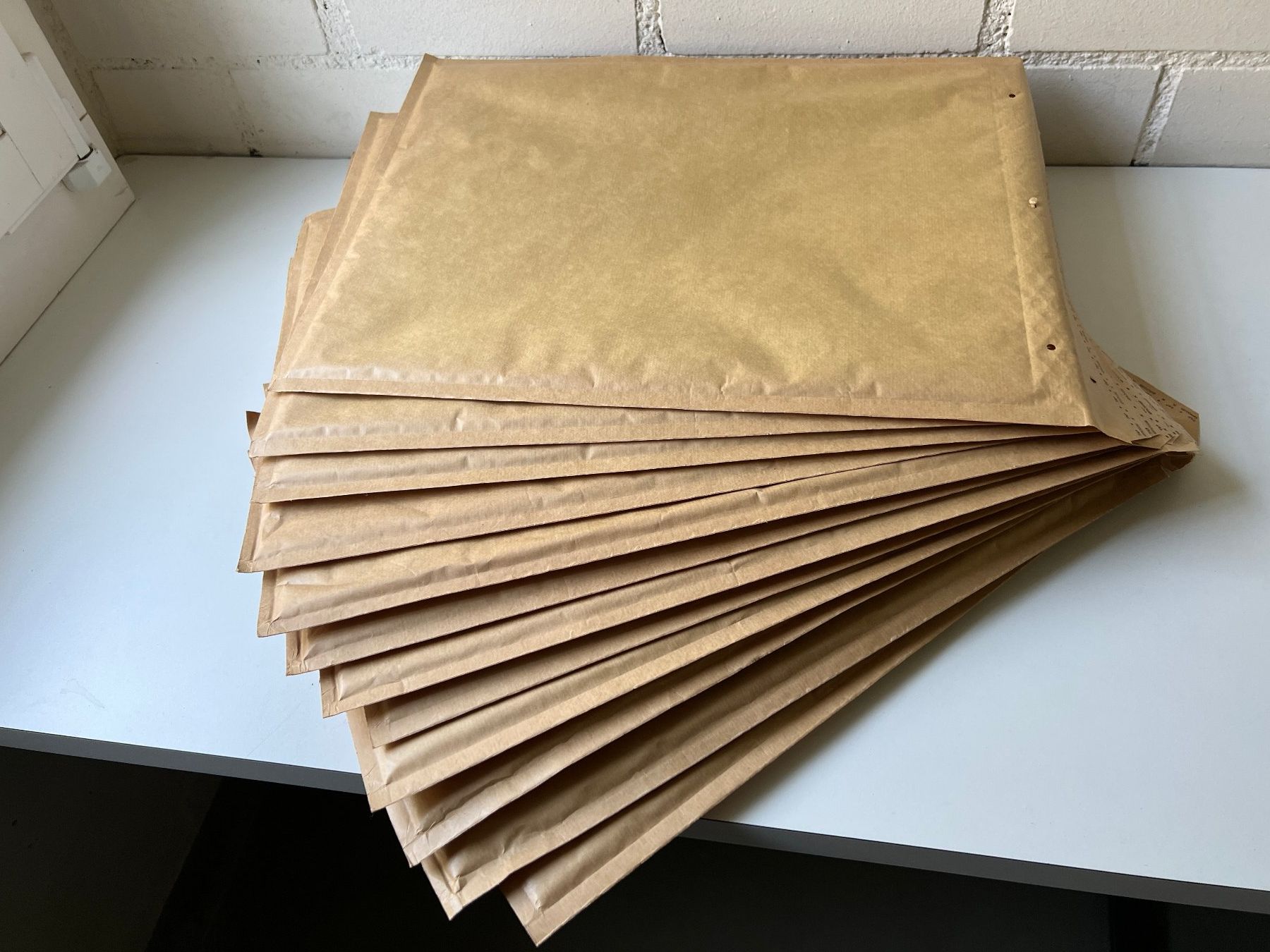 Buste & buste per spedizione: Luftpolster Couverts extra gross – Nuovo (secondo la descrizione) da Frümsen venduto da amadiss