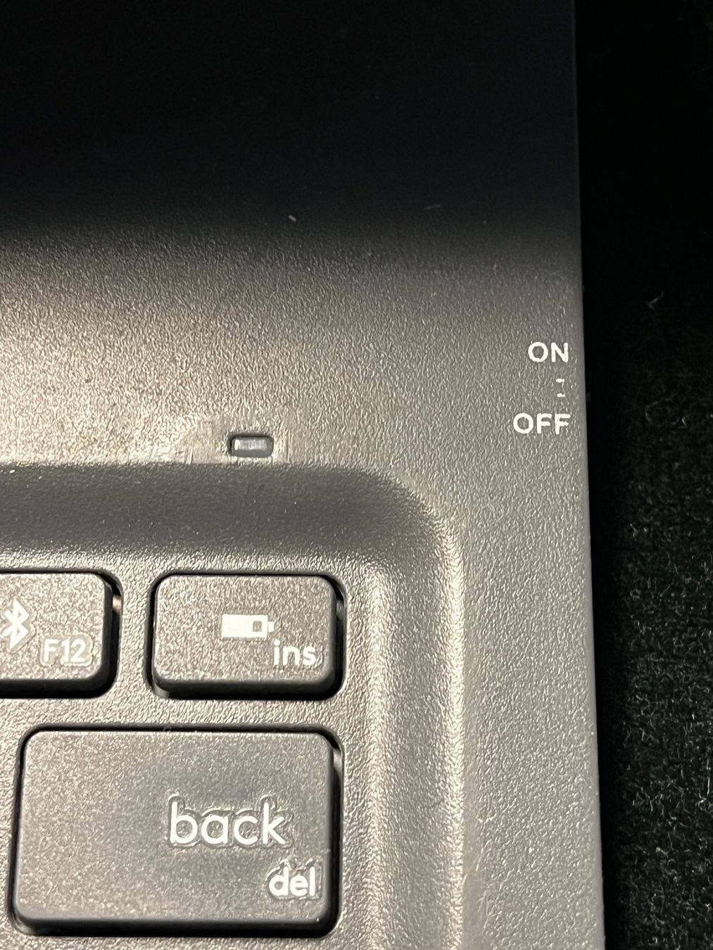 Logitech Tastiere: Tablet Tastatur – Usato da Thalwil venduto da Peter0911 3