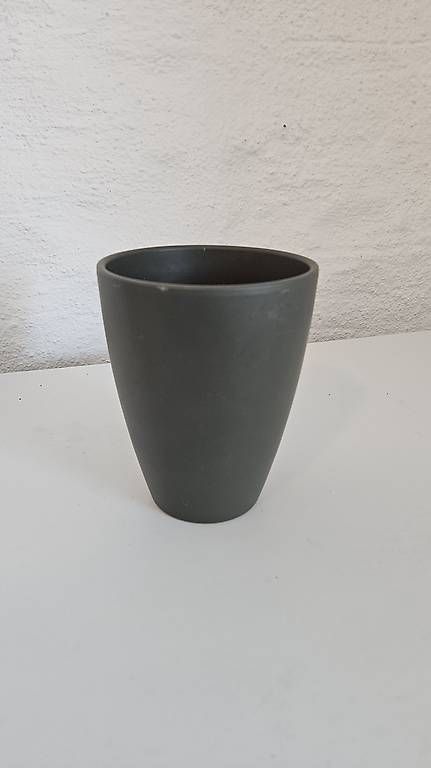 Blumentöpfe: Blumentopf  – Gebraucht aus Zürich von kai_2d7g