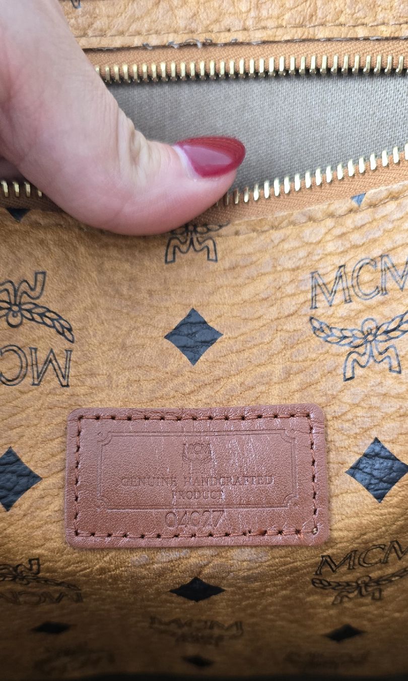 Mcm Borse da donna: MCM Shopper Medium Heritage Cognac Canvas. – Usato da Niederteufen venduto da Mira_72 7