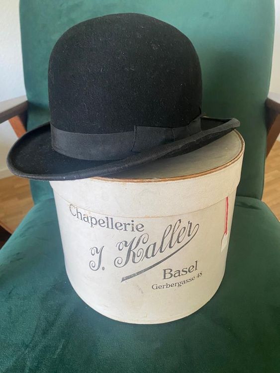 CHAPEAU MELON NOIR 1ER PRIX