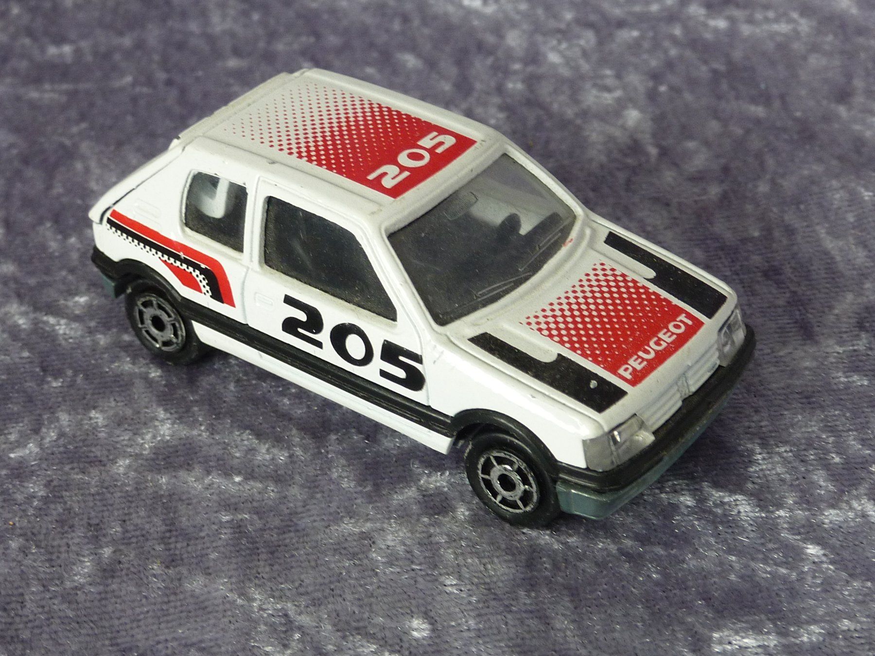 Peugeot Modellini d'auto: Peugeot 205  1:64 – Usato da Dürrenäsch venduto da Cobra1ch 3