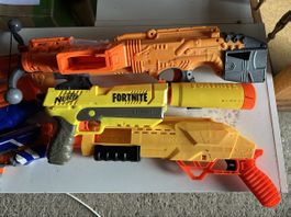 Lot de Nerf et accessoires
