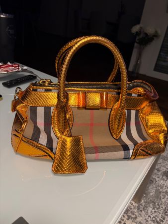 Burberry Tasche
