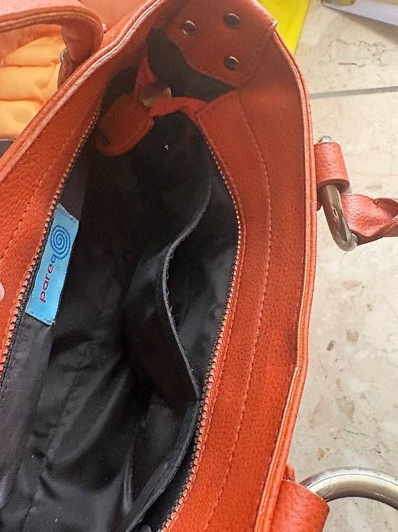 Borse da donna: Piccola borsa usata ma come nuova – Usato da Derendingen venduto da gisella_21 2