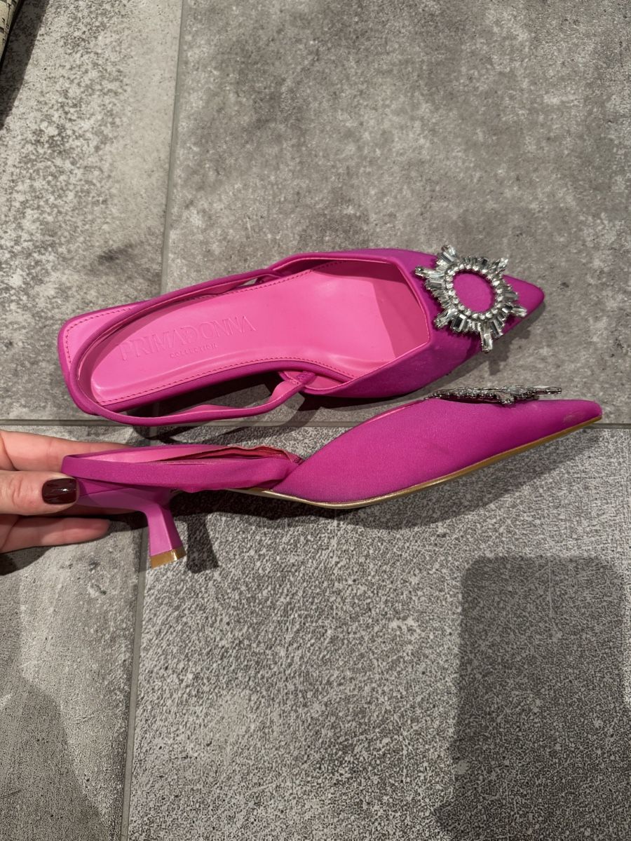 Scarpe da donna: Pinker Pump mit glitzer Schnalle – Usato da Triesen venduto da Chevalley_11 1
