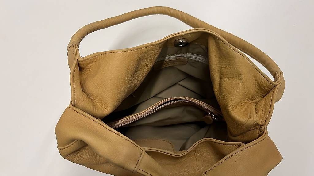 Sacs femmes: Wunderschöne Ledertasche von Peter W Collection - Neu – D'occasion à Bern par daskannweg 2