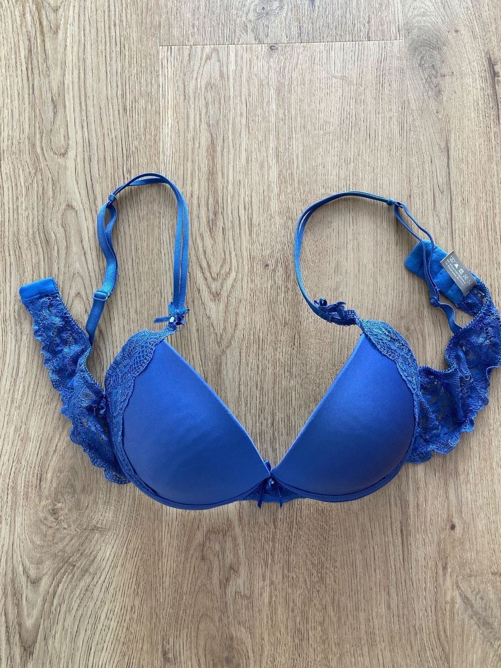 Altra biancheria intima: Blauer BH Grösse 75C – Usato da Zimmerwald venduto da wuff81