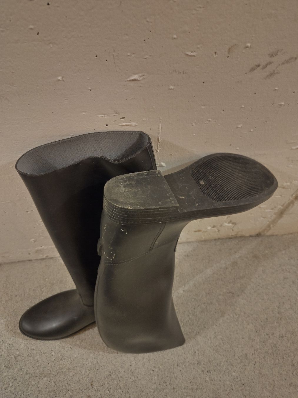 Felix Bühler Damenschuhe: Gummi Reitstiefel, Schwarz, Gr. 39 – Neu (gemäss Beschreibung) aus Rotkreuz von Wirbelprinzessin 1