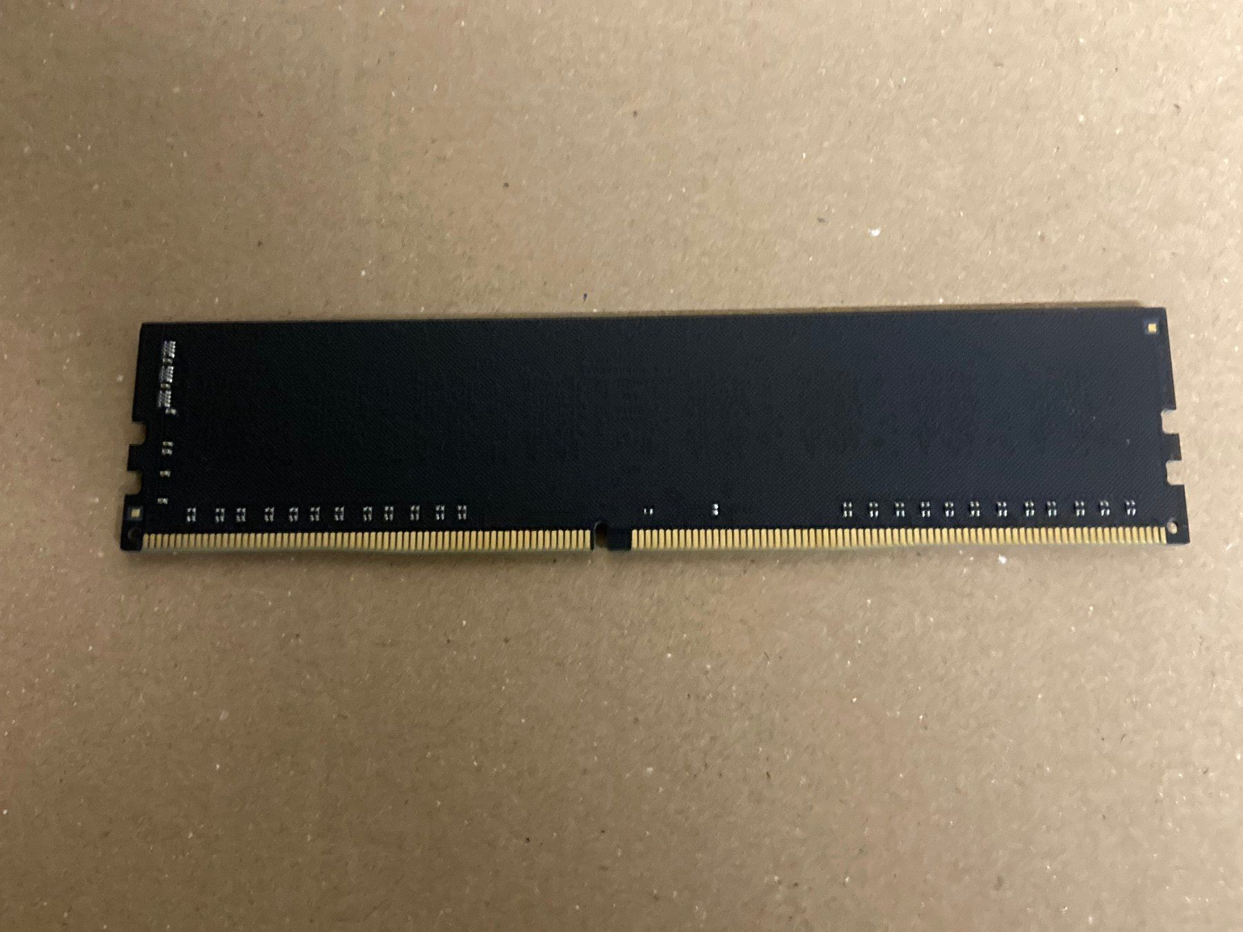 G.Skill Memoria / RAM: G.Skill RAM DDR4 2400 4GB – Usato da Wettingen venduto da Schabernack_sam 2