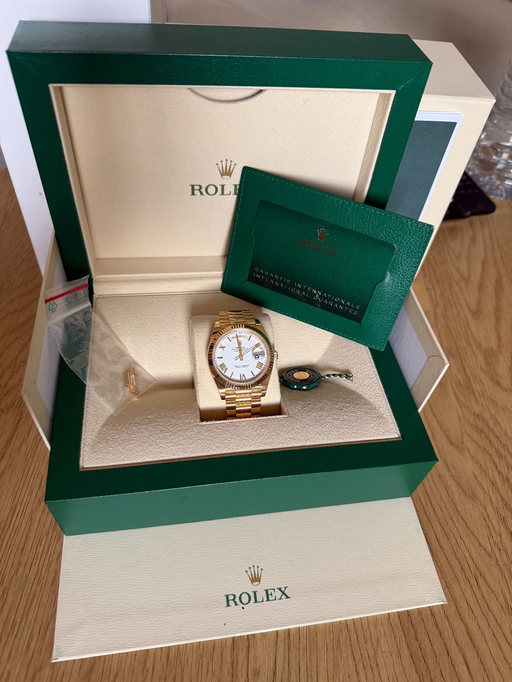 Rolex Orologi: Rolex Day-Date 40 Fullset Neu – Nuovo (secondo la descrizione) da Laufenburg venduto da mcd_7qcw 2