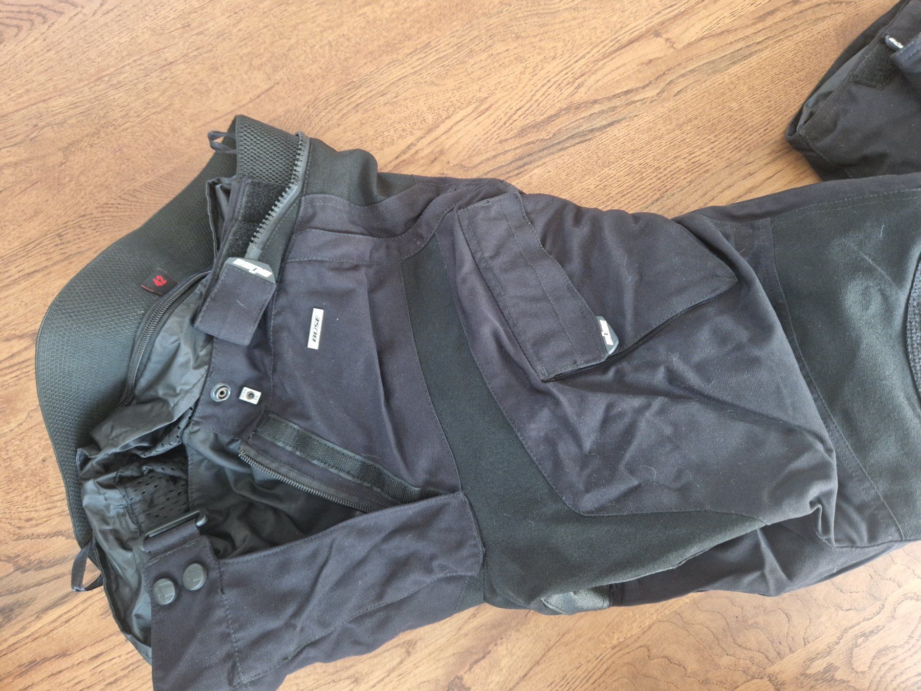 Pantaloni: Büse Motorradhose gr. 42 – Usato da Wittenbach venduto da Xorre 2