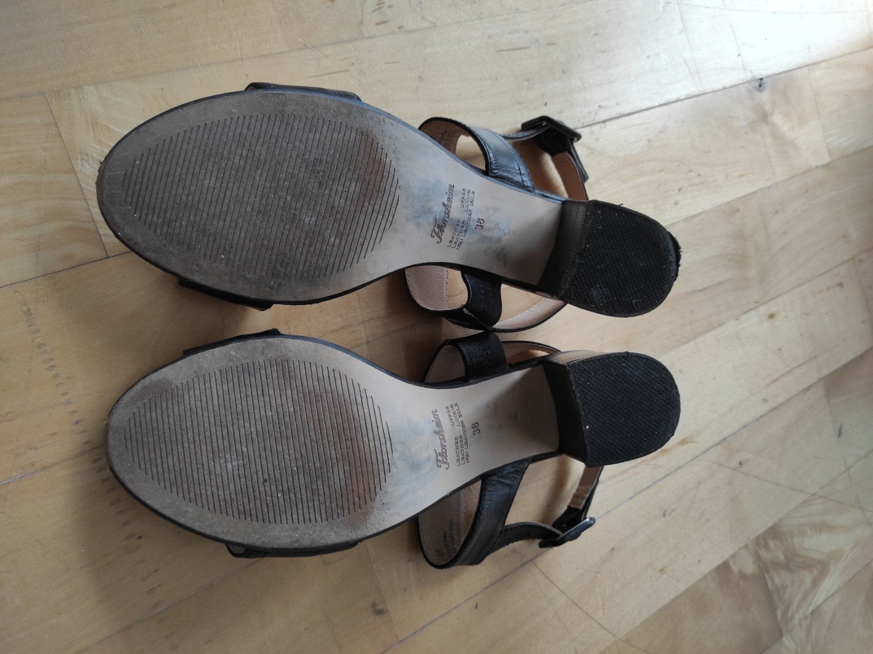 Scarpe da donna: Florsheim schwarze Sandale – Usato da Zürich venduto da ele_h5rz 1