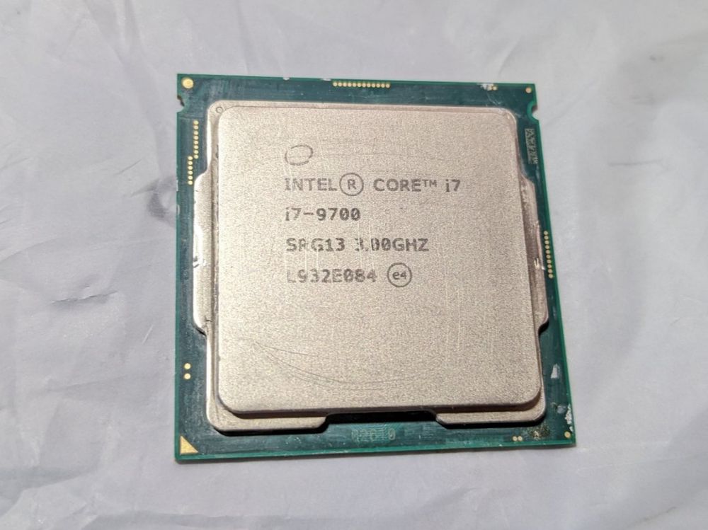 I7 9700 - CPU - Intel - CORE I7 - FCLGA1151 | Kaufen auf Ricardo