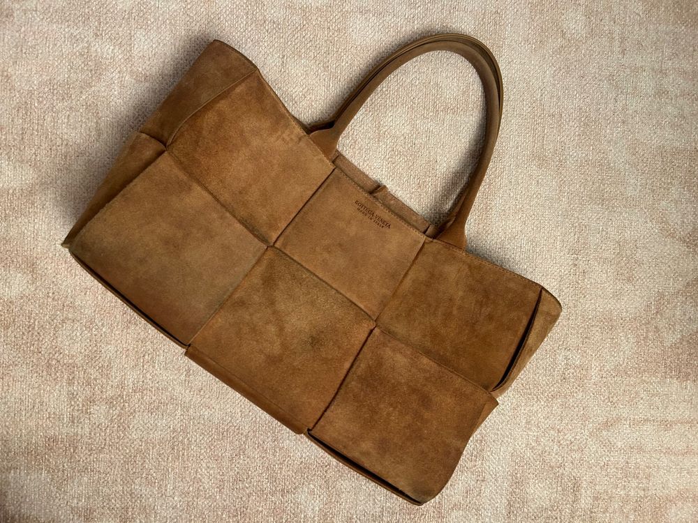 bottega veneta wildleder tasche