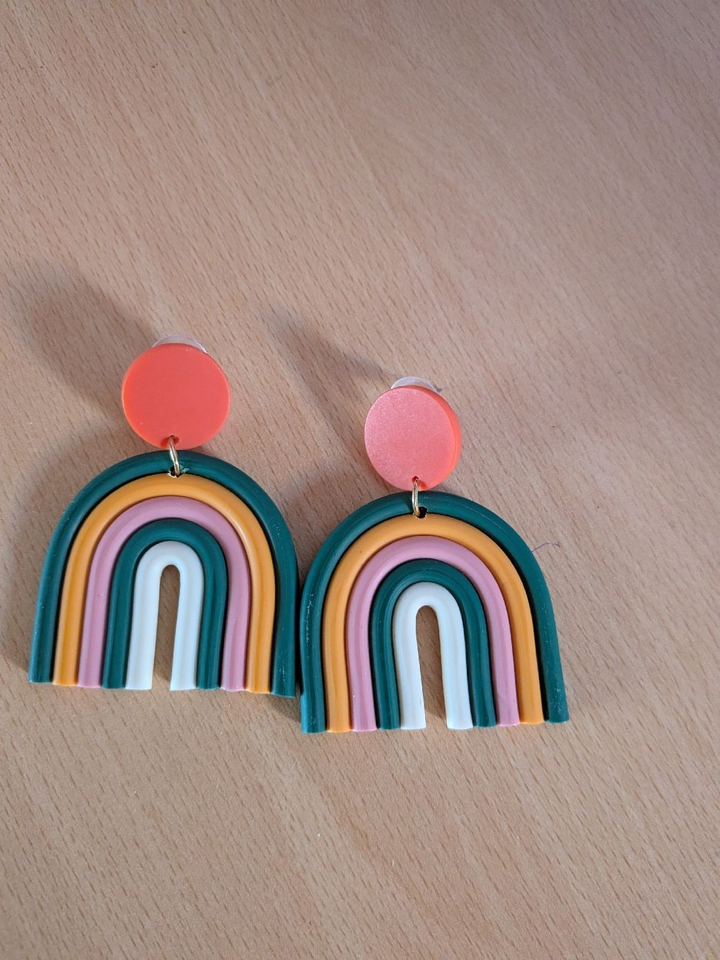Boucles d'oreille: boucle d'oreille – Neuf (Voir description) à Vionnaz par MarinaMGB