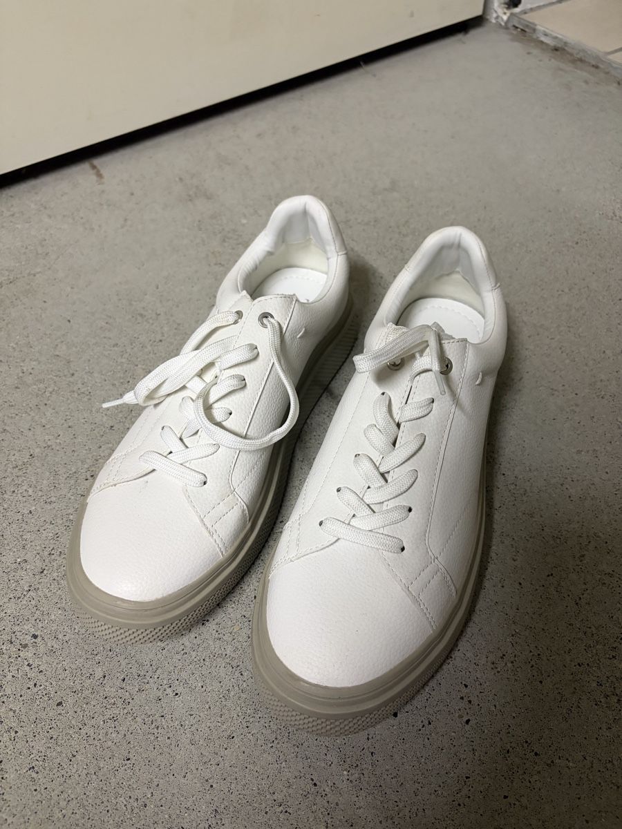 Herrenschuhe: Verkaufe Schuhe Gr.43 – Neu (gemäss Beschreibung) aus Grenchen von lyn_8w2w