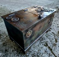 Holztruhe Steampunk 58x33x35 cm Einzelstück.