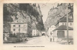 Le Col des roches frontiere franco suisse