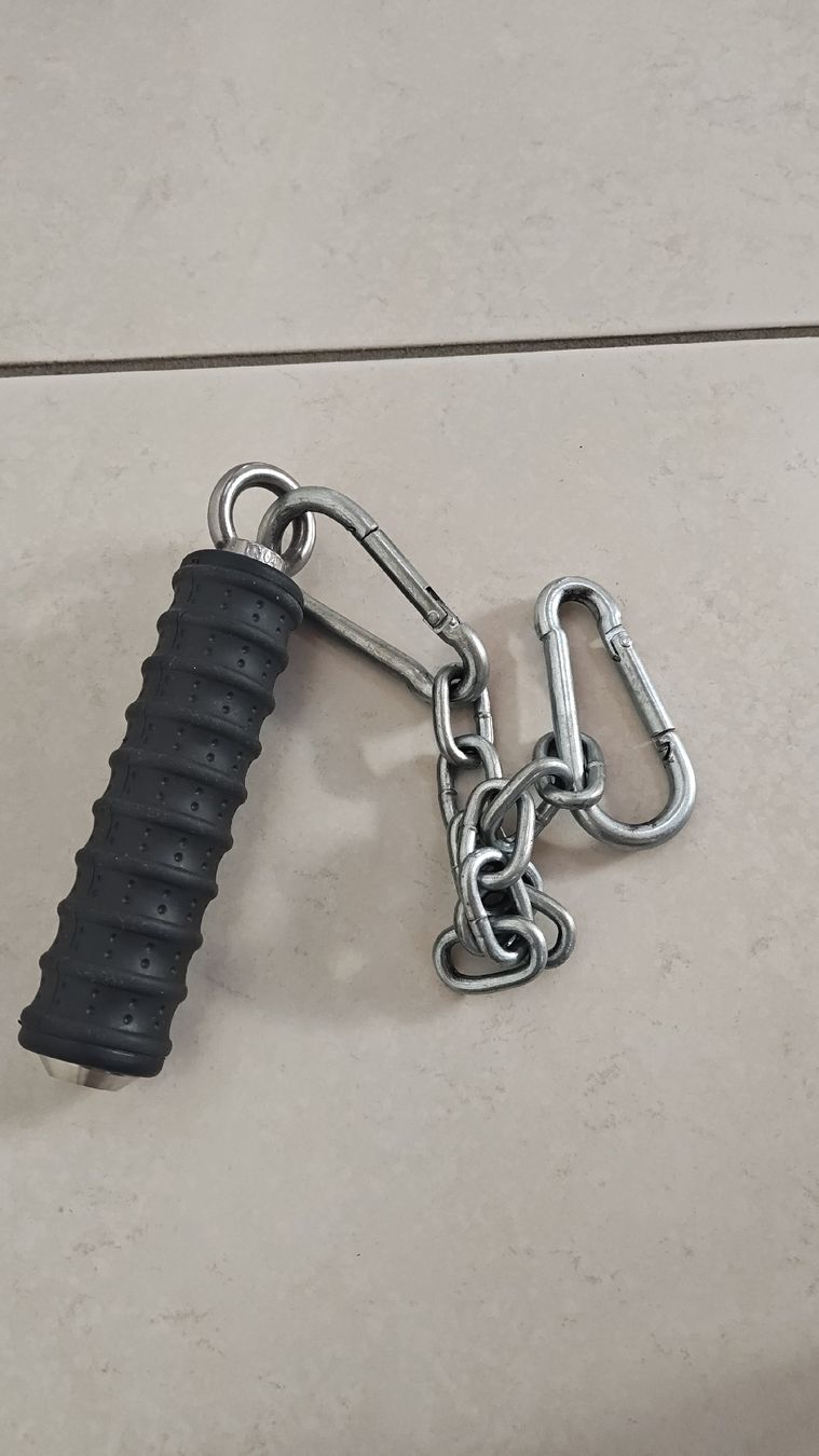 Vélos d'appartement: Einhand-Kabel aufsatz Fitness Pull Down Heavy Exercise – D'occasion à Weisslingen par nizanra