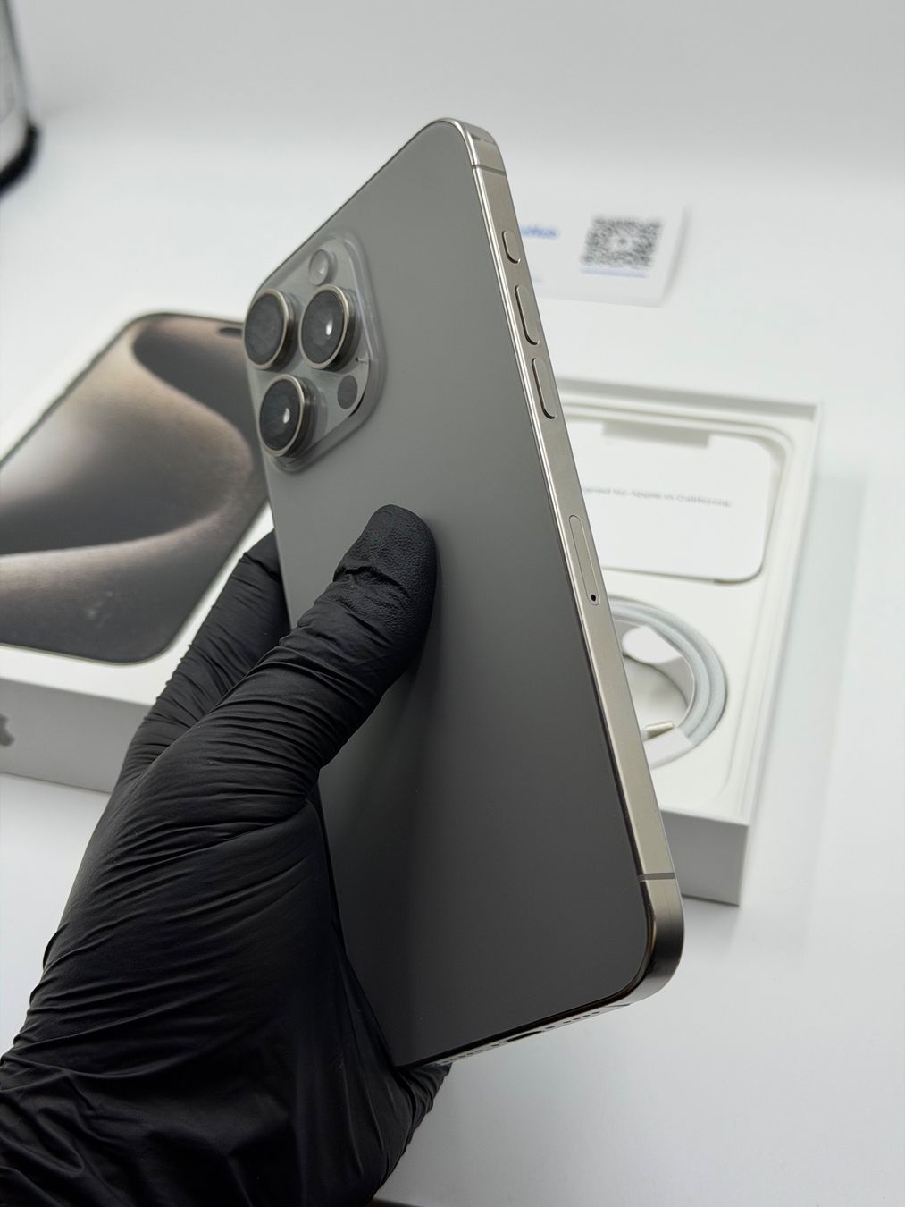 Apple Telefoni cellulari / Smartphones: Apple iPhone 15 Pro Max - 512 GB – Usato da Chur venduto da ReplaceHub 2