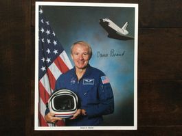 Weltraum Vance D. Brand NASA Original Porträt 8*10 signiert