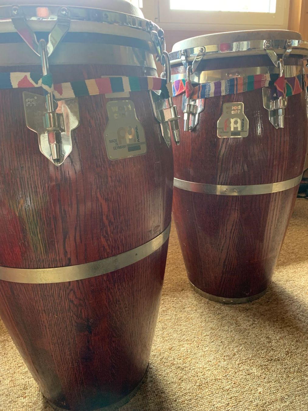Strumenti musicali: Congas aus Massivholz – Usato da Gais venduto da FidelCastro2 1