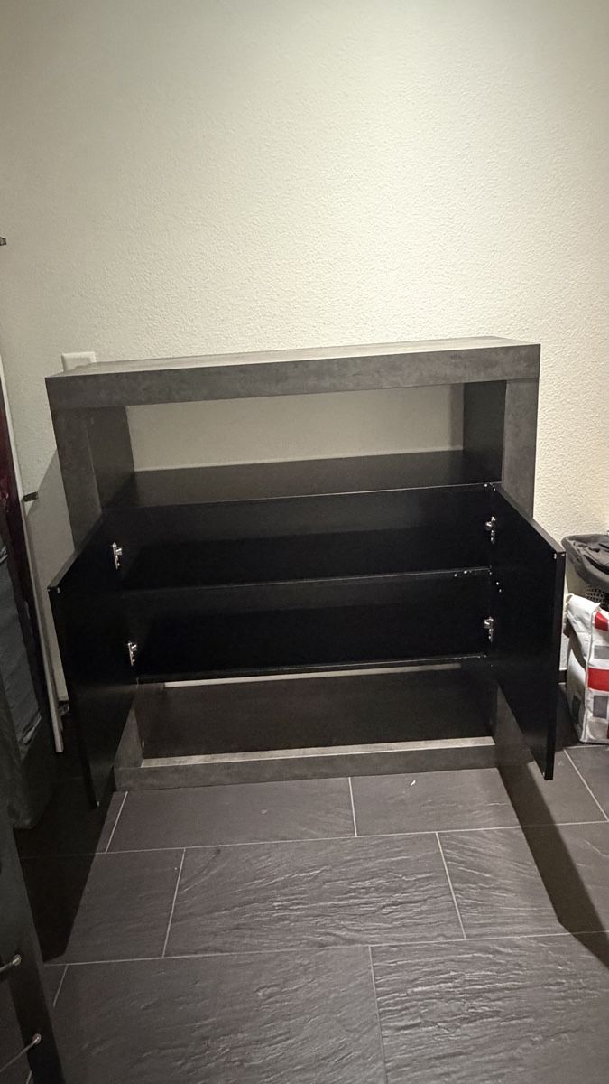 Commodes: Kommode  – D'occasion à Muttenz par ros_myv6 1