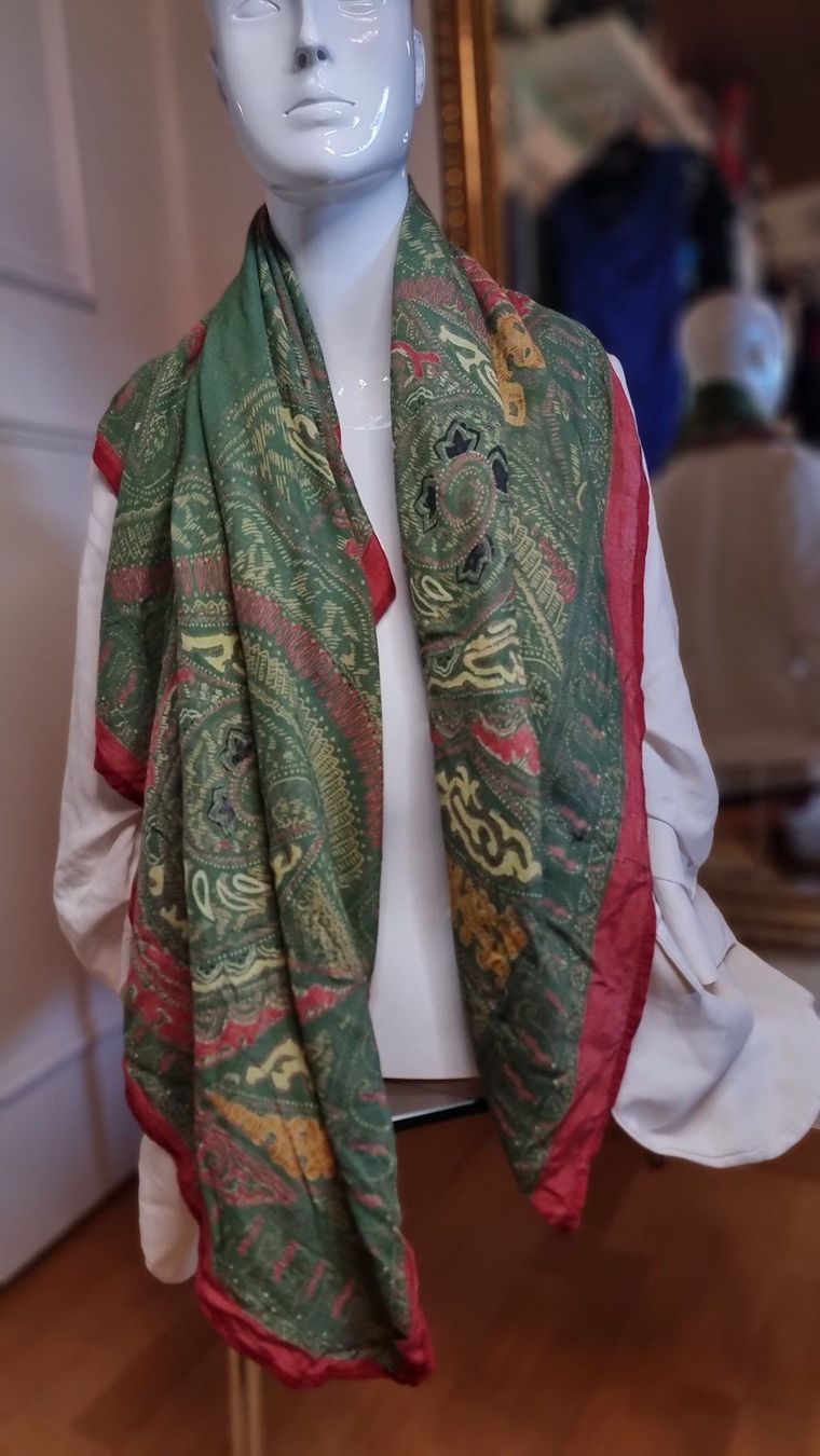 Foulard & Sciarpe: 🌺Foulard/Schal🌺 – Usato da Wald ZH venduto da CapLux 3