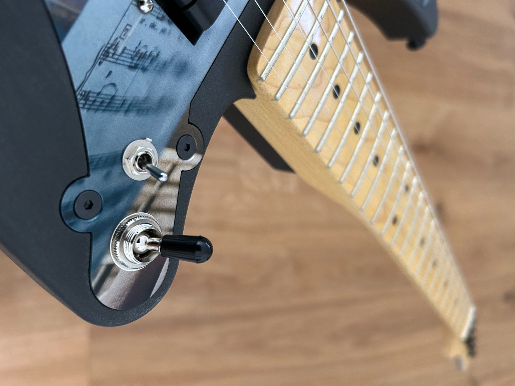 Strumenti musicali: E-Gitarre VIWALDY Lenny One – Nuovo (secondo la descrizione) da Erlach venduto da nobi63 4