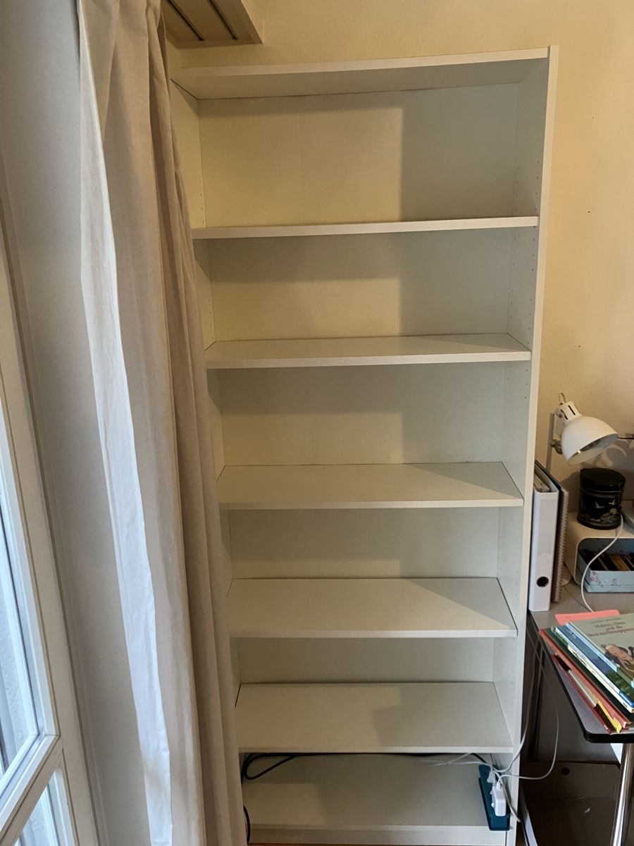 Regale: Regal Billy von Ikea – Gebraucht aus Schlosswil von jae_dy2g