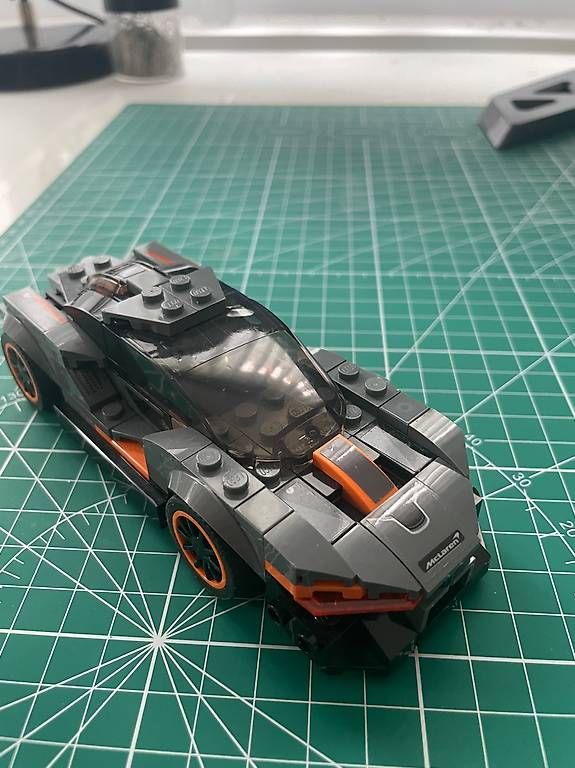 Spielzeuge: Lego Auto – Gebraucht aus Zürich von pikola24