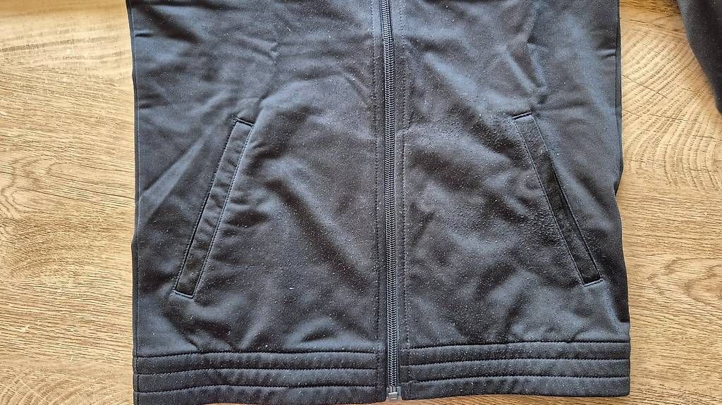 Adidas Giacche & Cappotti: Adidas Trainerjacke 140 – Usato da Adelboden venduto da afkcamper 1